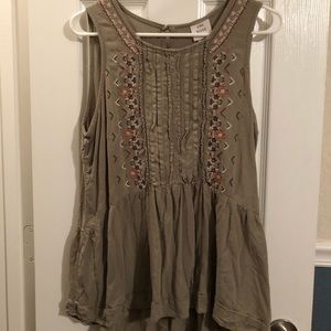 Knox Rose light olive tank